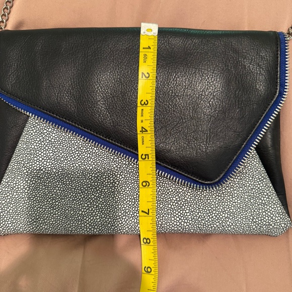 NWT Halogen Black, Blue and Gray Women's Clutch - Picture 7 of 8